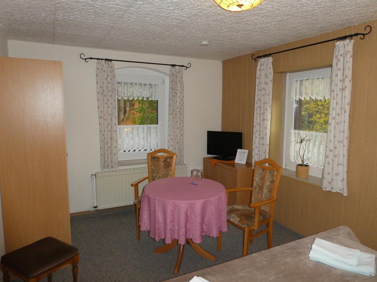 Gaststaette & Oelmuehle 2*